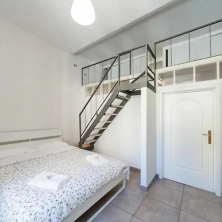 Sasha House * Roma